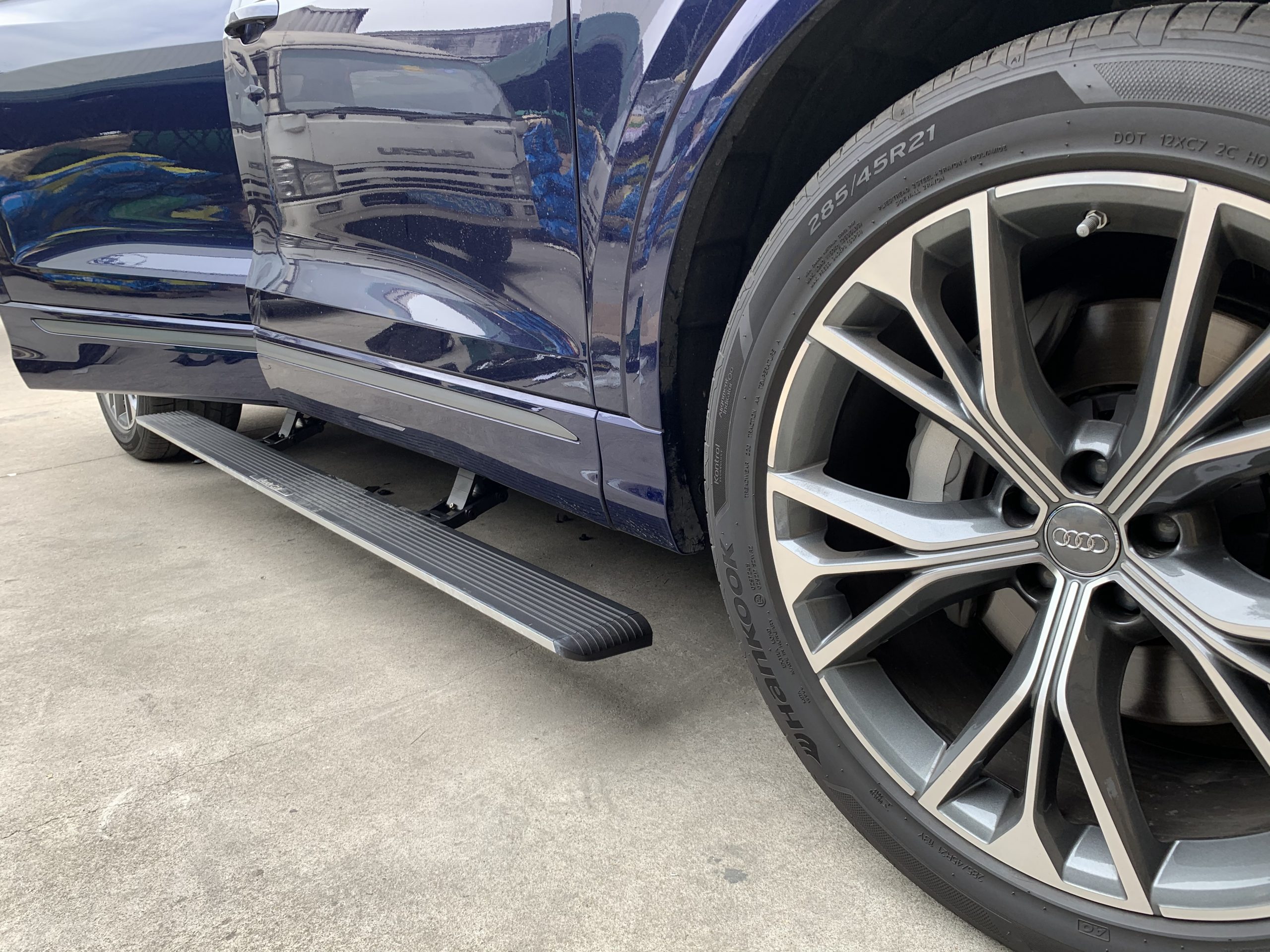 electric Power Running Board for audi Q8