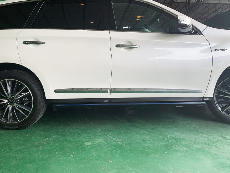 electric-step-for-INFINITI-QX50