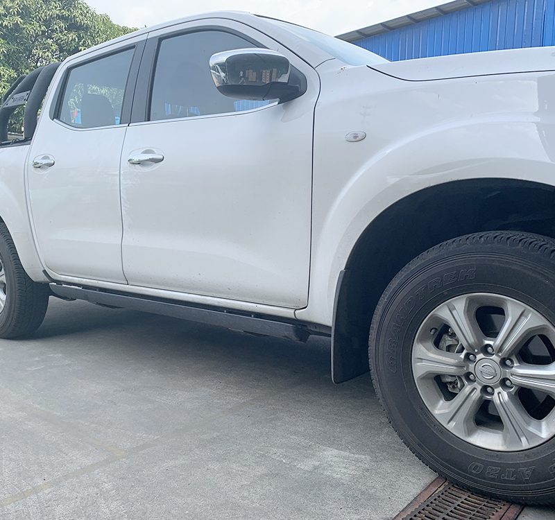 Power Running Boards for NAVARA