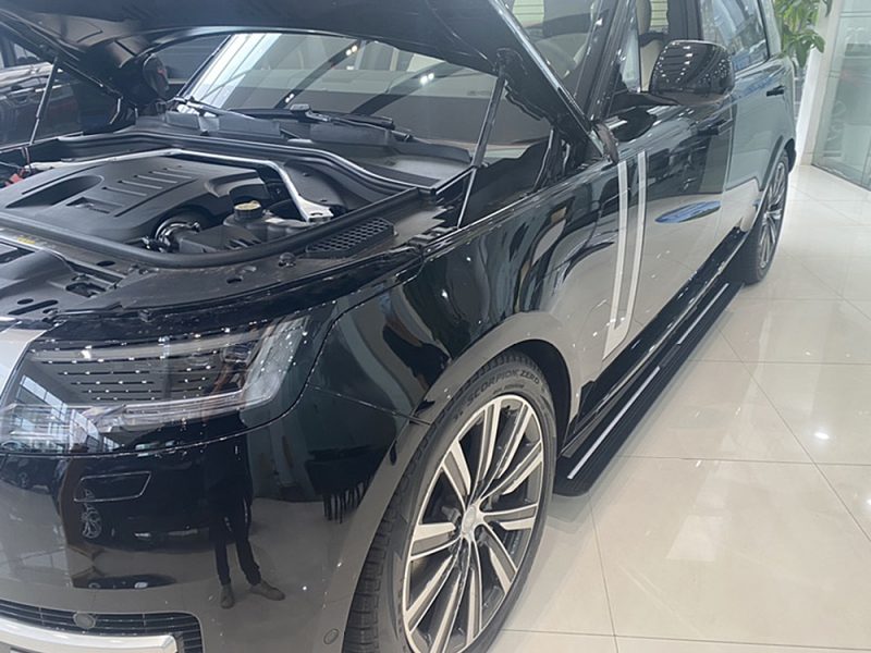 Electric Running Boards for Range-Rover