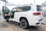 Electric side steps suitable for Toyota 2025  Land Cruiser LC300 power running board - Image 9
